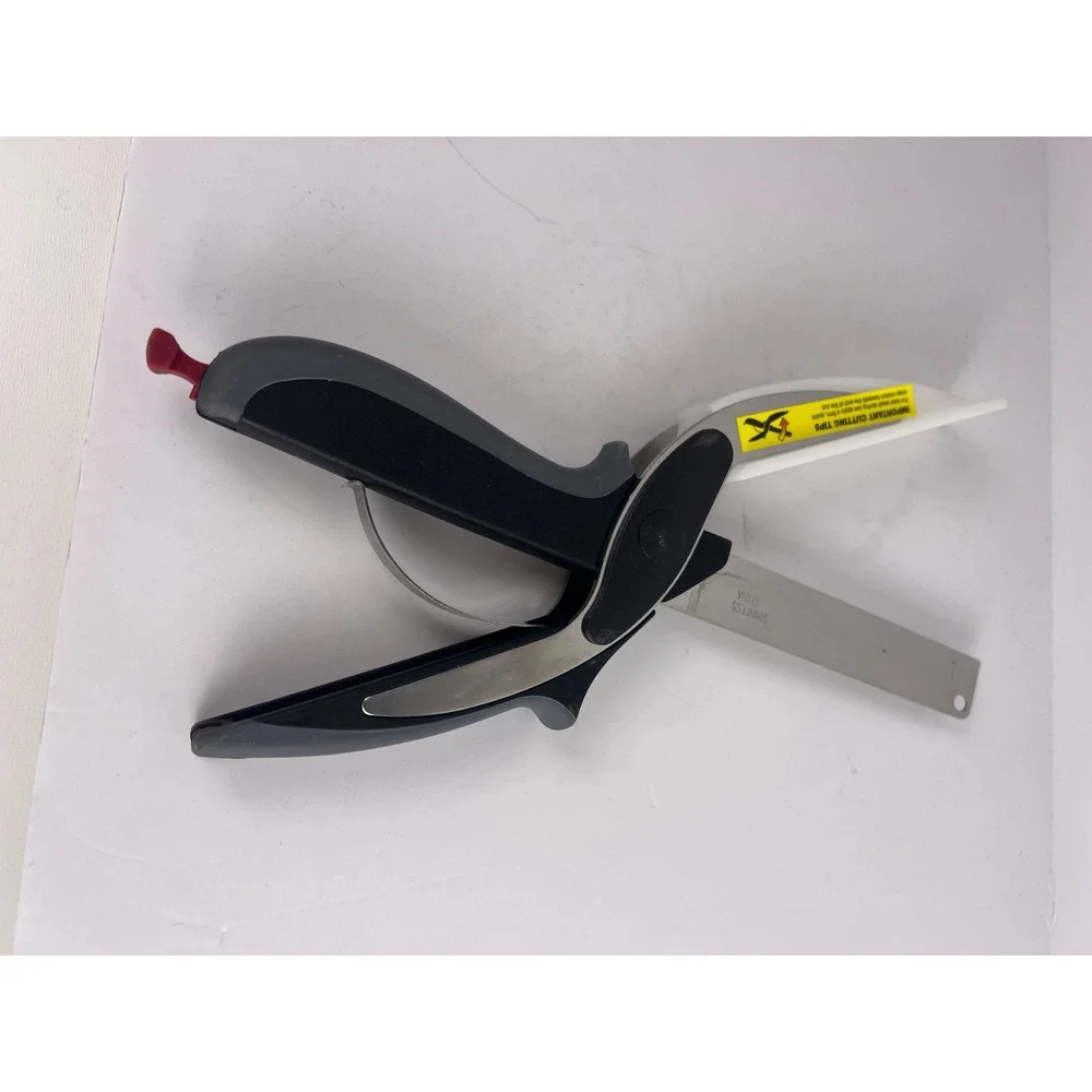 2-Clever‎ Cutter 2-in-1 knife and cutting board kitchen scissors. Chops & Slices